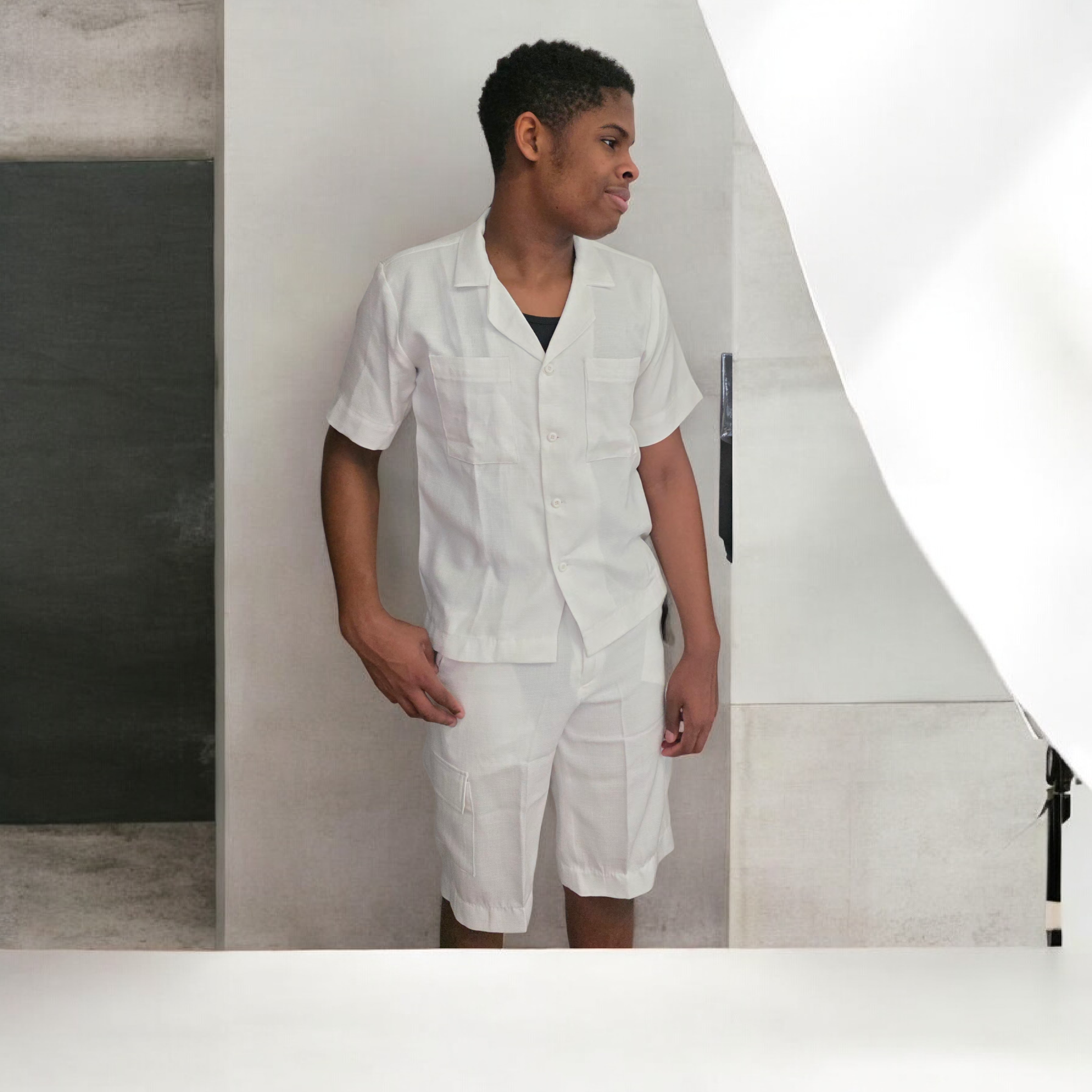 La-Delia's finest short-sleeve shirt and short for men